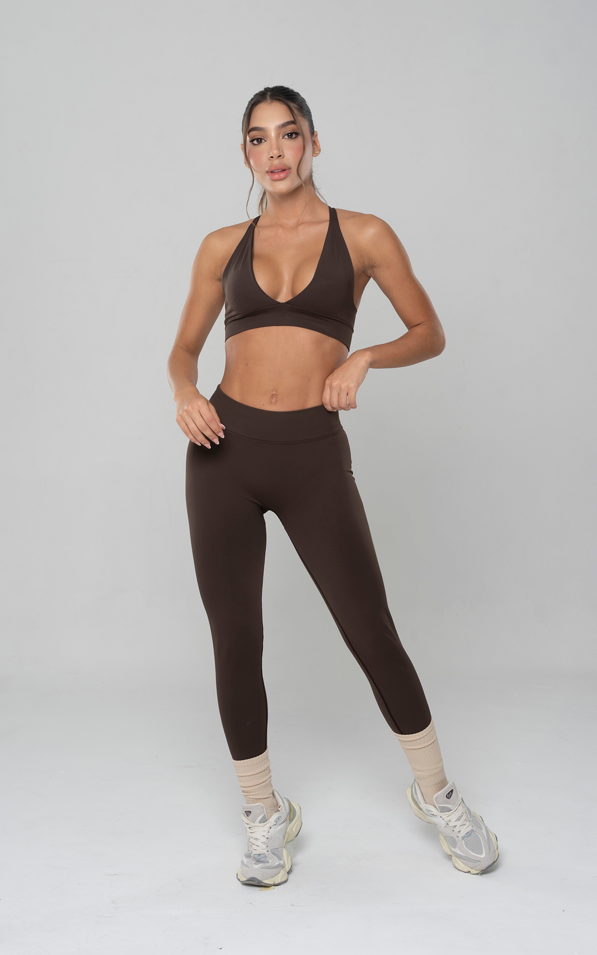 LEGGING LIDA CON RUCHING EXPRESSO 1.png