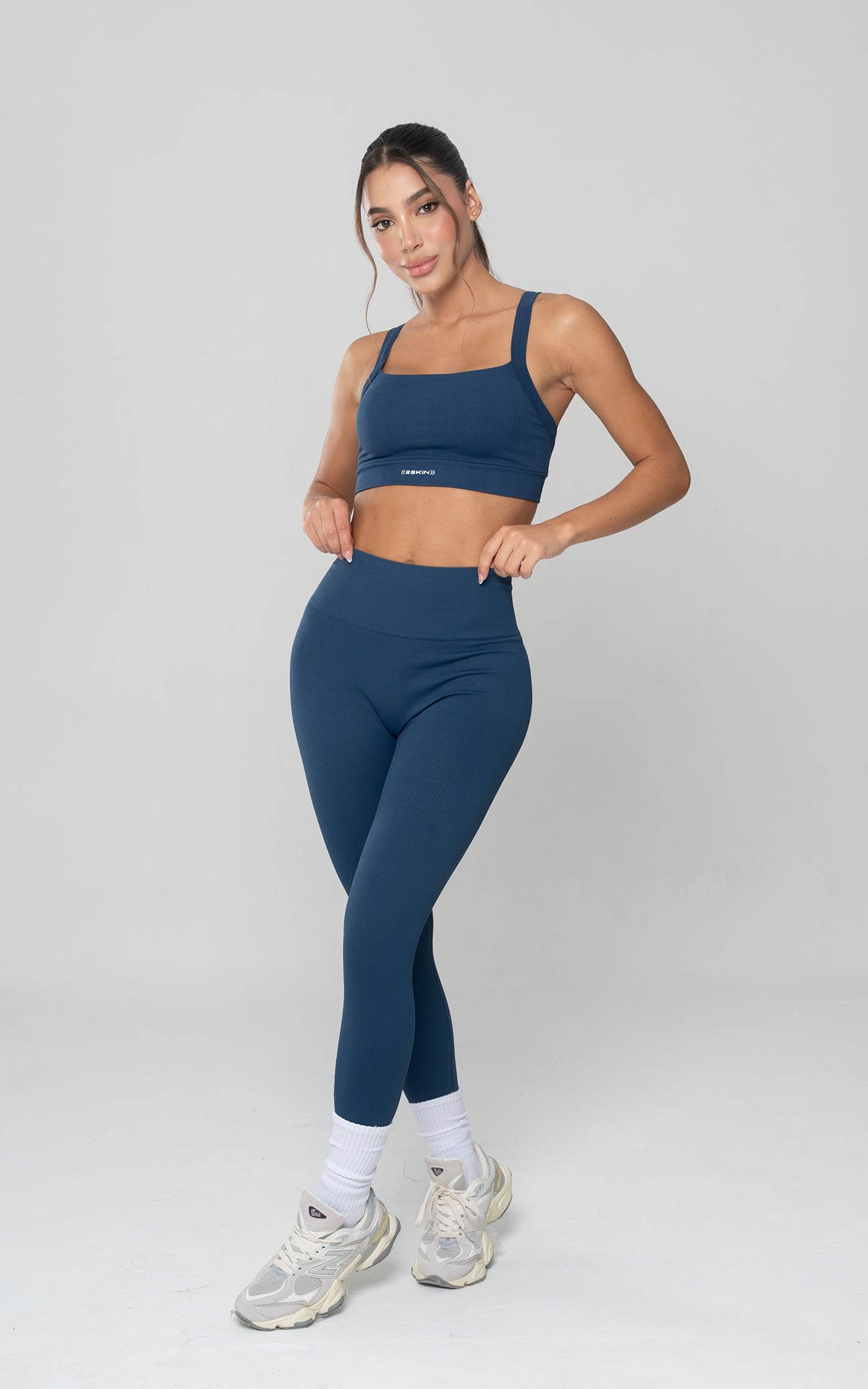 LEGGING ONDA CON RUCHING NAVY 1.jpg