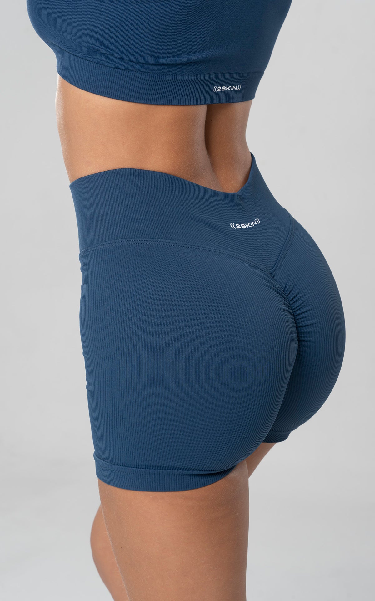 SHORT PALMA CON RUCHING NAVY 4.jpg