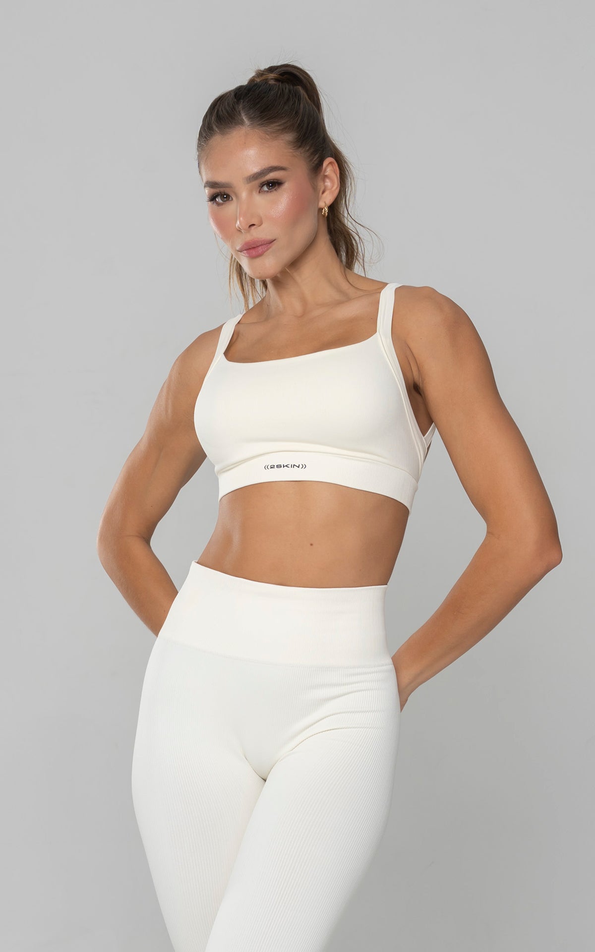 TOP BREEZE CREMA 1.jpg