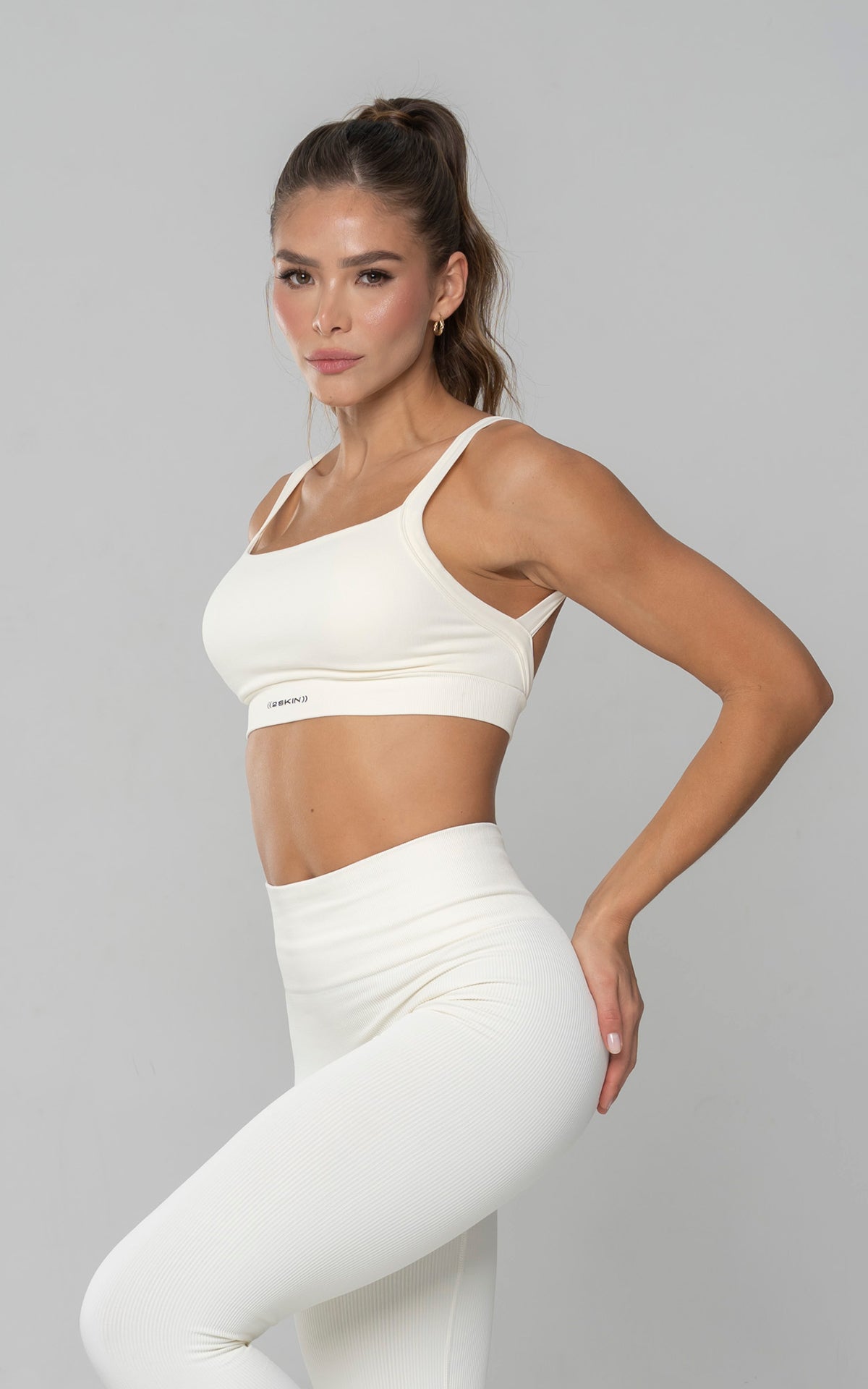 TOP BREEZE CREMA 2.jpg