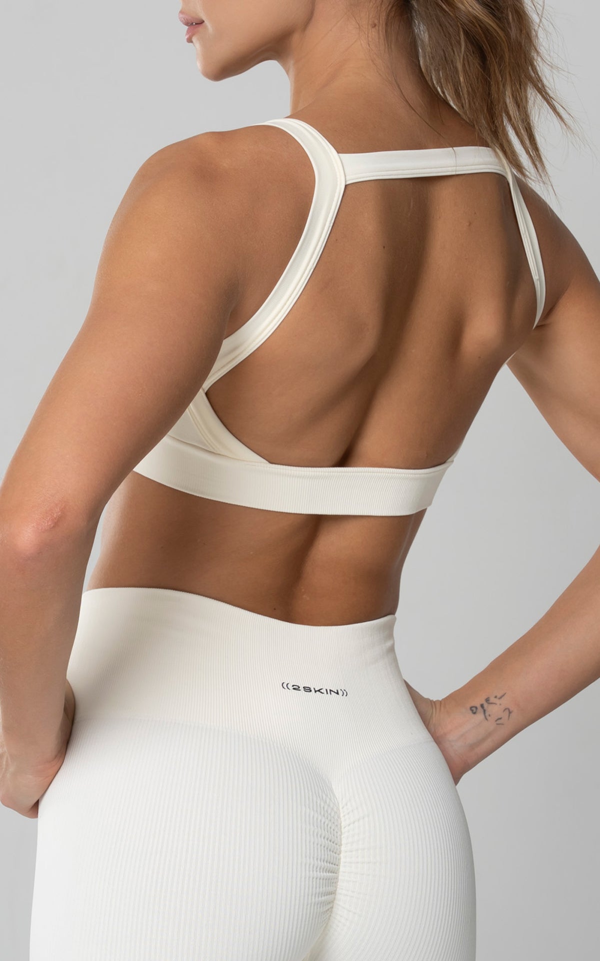 TOP BREEZE CREMA 4.jpg