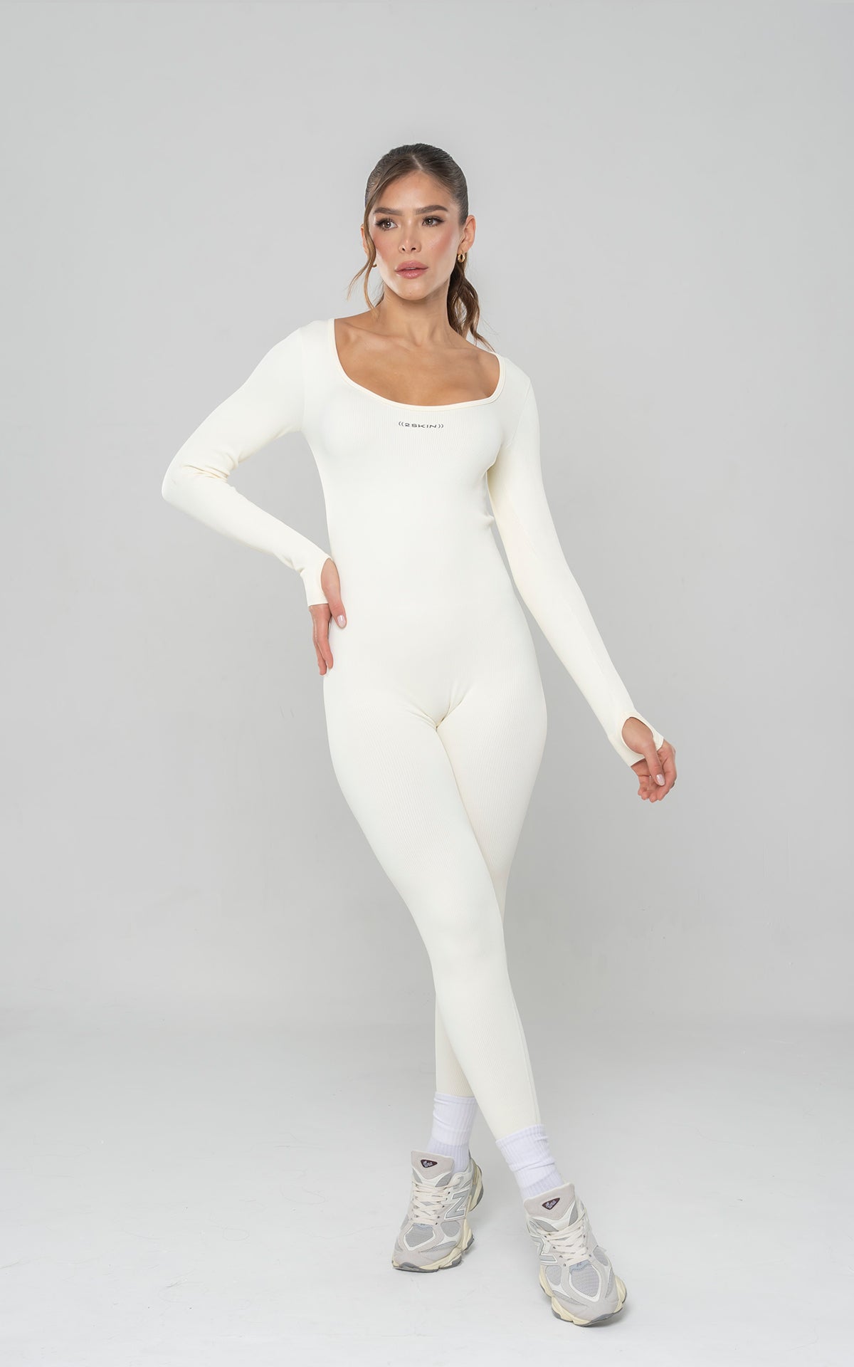 ENTERIZO LARGO ALMA CREMA 1.jpg