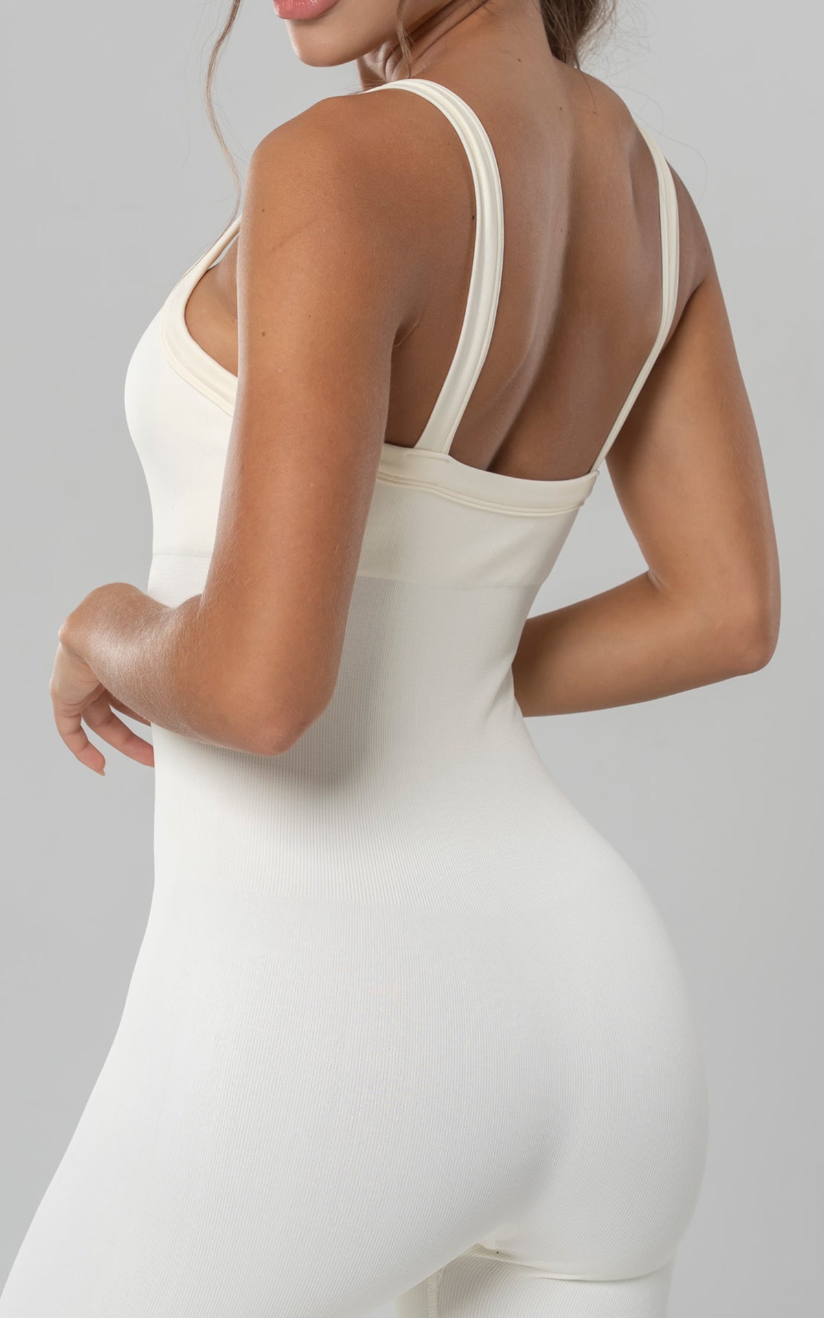 ENTERIZO LARGO FREDDA CREMA 4.jpg