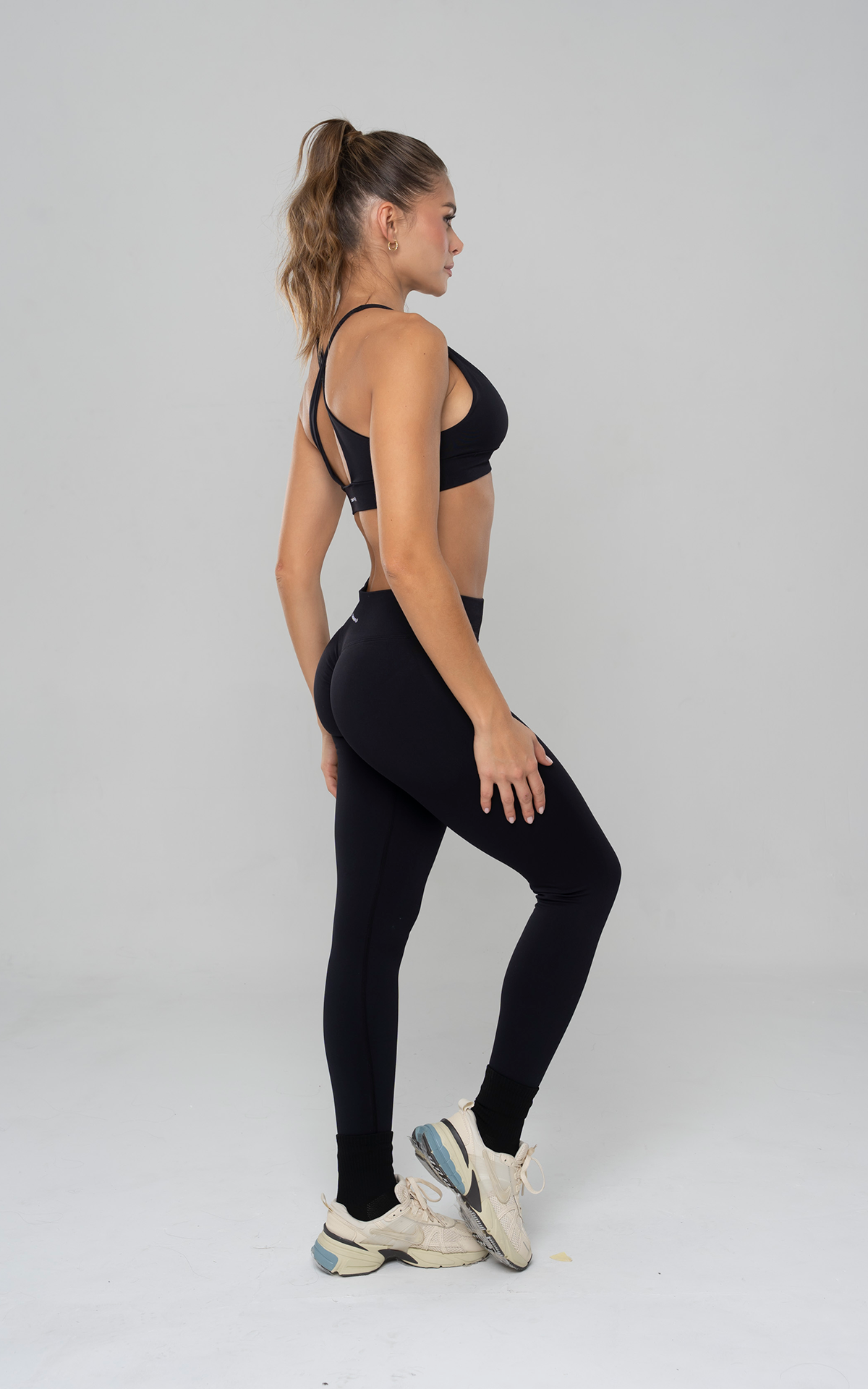 LEGGING LIDA CON RUCHING NIGHT 2_.png