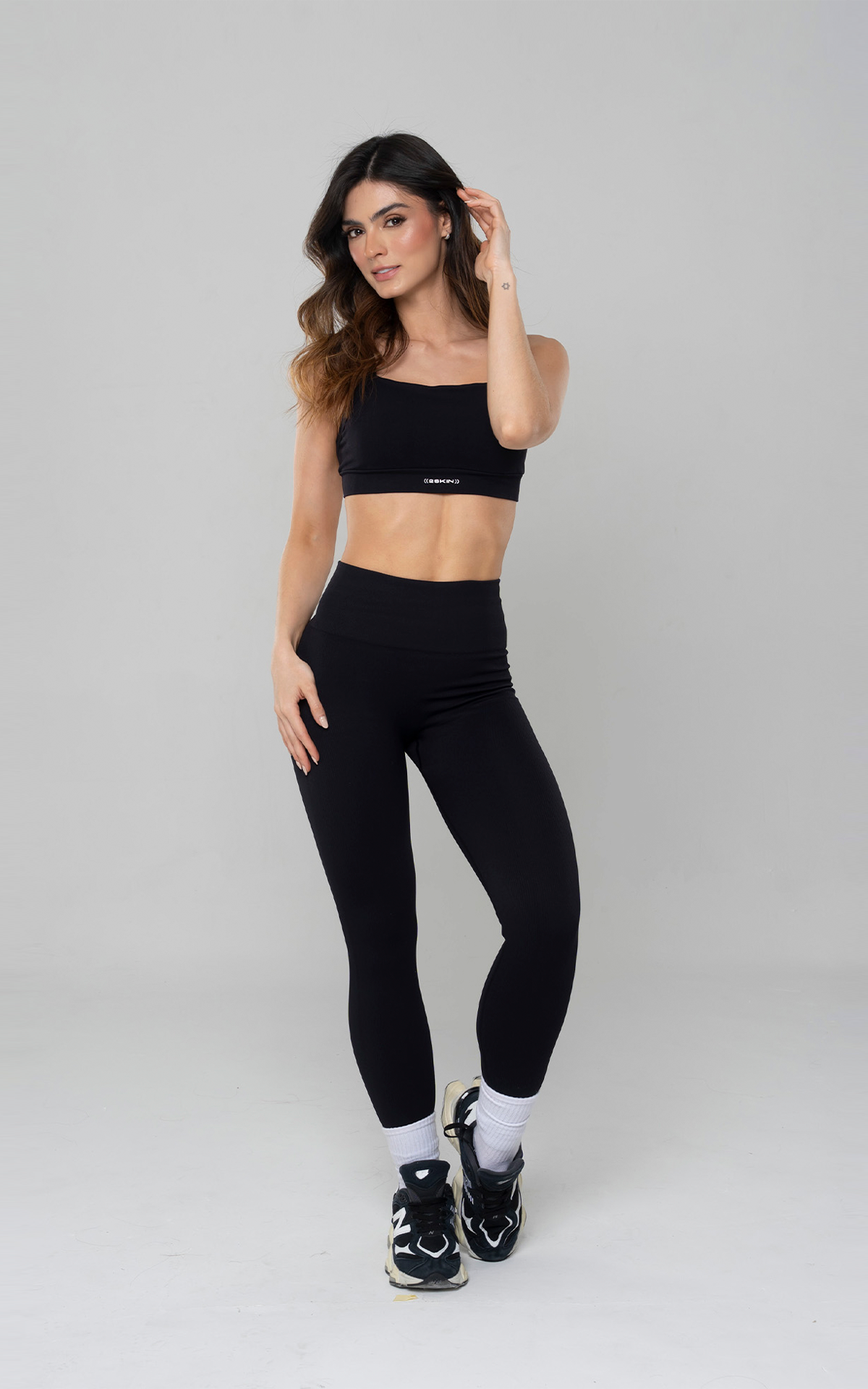 LEGGING ONDA NIGHT CON RUCHING 1.png