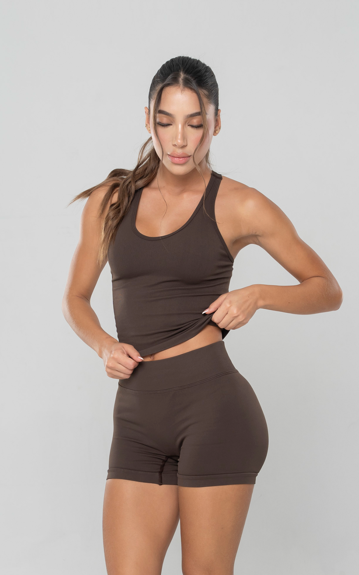 MINI SHORT LIDA CON RUCHING EXPRESSO 1_.png
