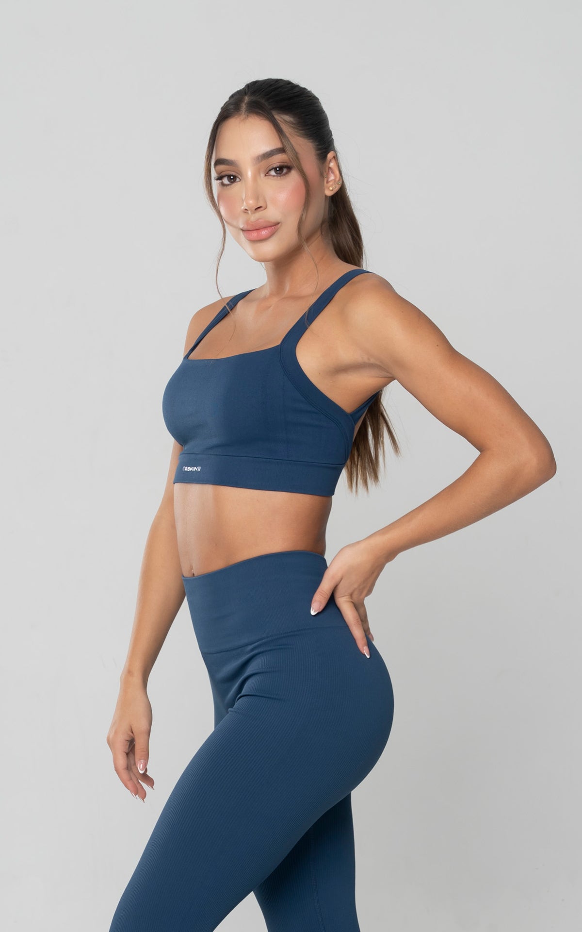 TOP BREEZE NAVY 2.jpg